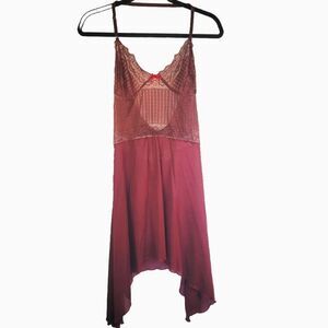 Elegant Delicate Lace Burgundy Chemise